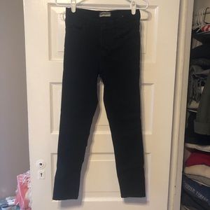 Madewell black Roadtripper jeans